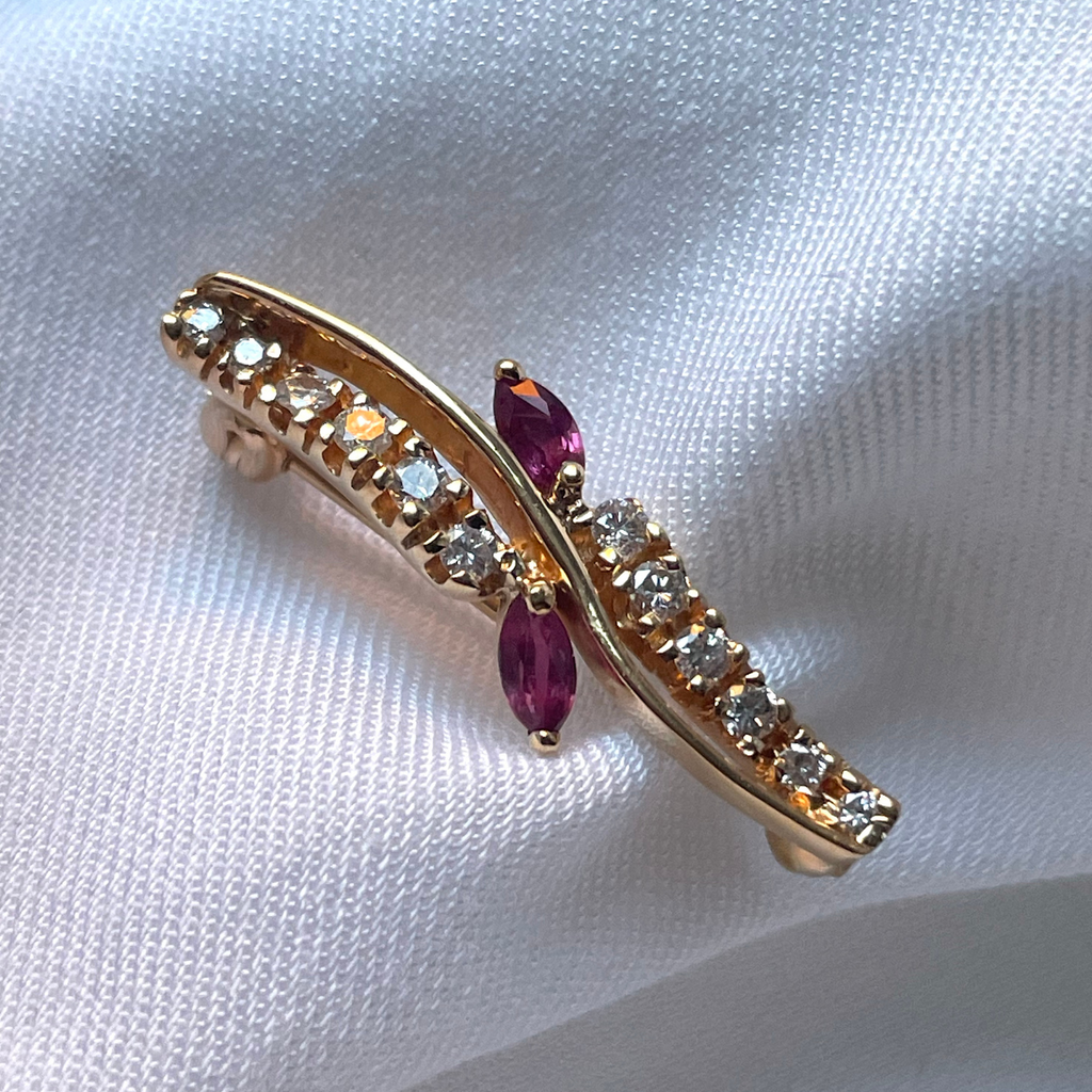 Vintage ruby and diamond brooch pin in 14k gold